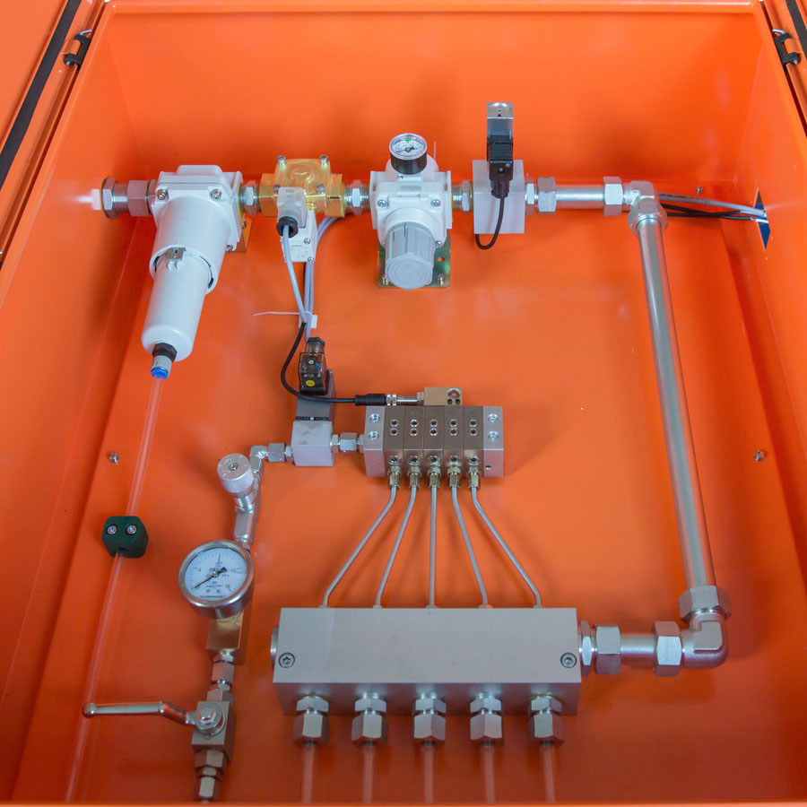 ABL03油氣潤(rùn)滑系統(tǒng)之分站(帶氣源處理裝置) ABL03油氣潤(rùn)滑系統(tǒng)之分站(帶氣源處理裝置)